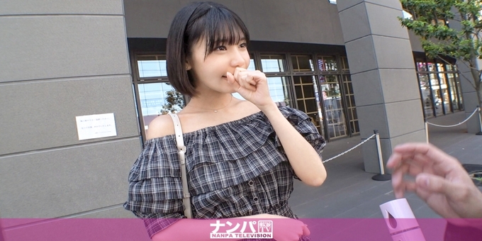 200GANA-3272 Successfully picking up a rare beauty with a low probability of appearing! Beauty talk eases her guard, and we go straight from vibrator to fingering to kissing to the real thing! Her slender legs and transparent white skin are so erotic that it makes you lose your mind!!