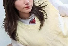 10-012026-01 On the train: Reika Kitazawa Mischievous Acts on a Schoolgirl in Uniform on the