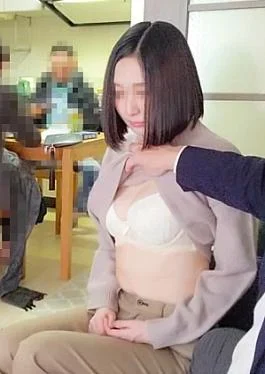 FC2PPV-4310097 Individual A short-haired strong-willed beauty gets caught while in arrears for a long time