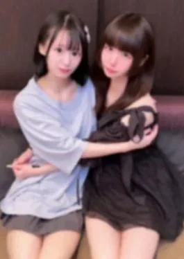 FC2PPV-4963093 Highly Recommended Awakening to the first lesbian harem 3P with a friend, two people