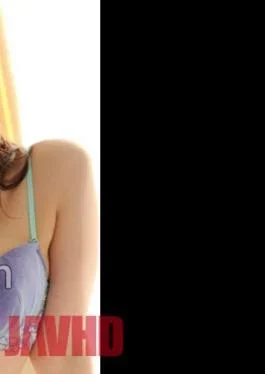 PYU-354 Beautiful Older Sister Loves Kissing And Copulation