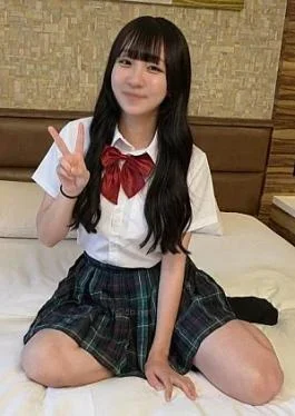 FC2PPV-4979498 A bushy-haired preschool teacher with a pure smile and an outstanding personality uses her